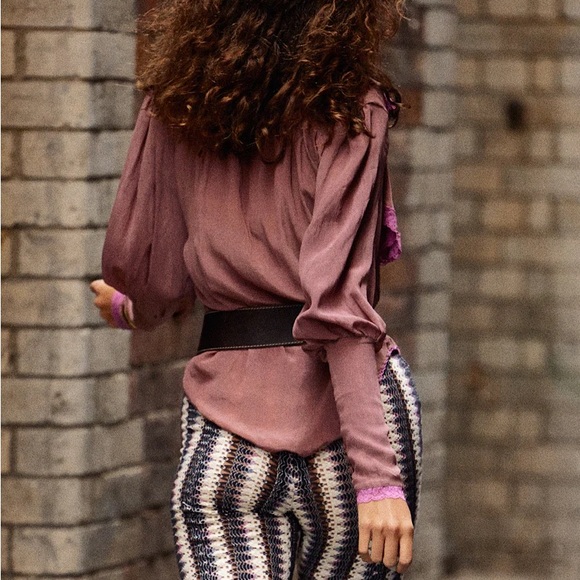 Chasing Unicorns Good Times, Bad Times Silk Crepe,
Lace + Ruffle Blouse
Mauve - Picture 2 of 5